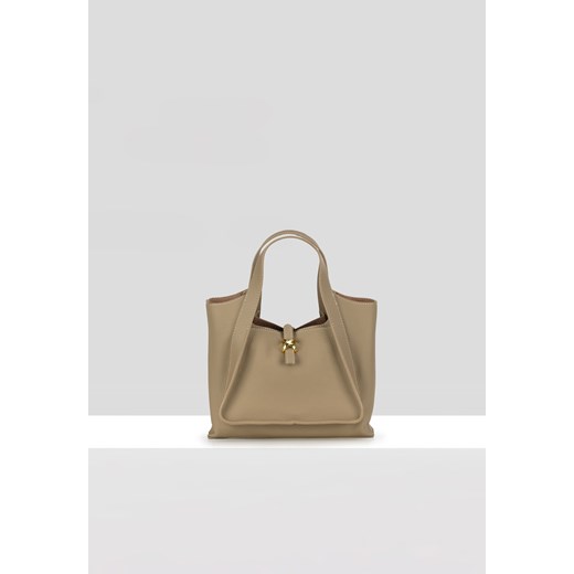 Skórzana beżowa torebka z ozdobnym zapięciem ze sklepu Molton w kategorii Torby Shopper bag - zdjęcie 183568424