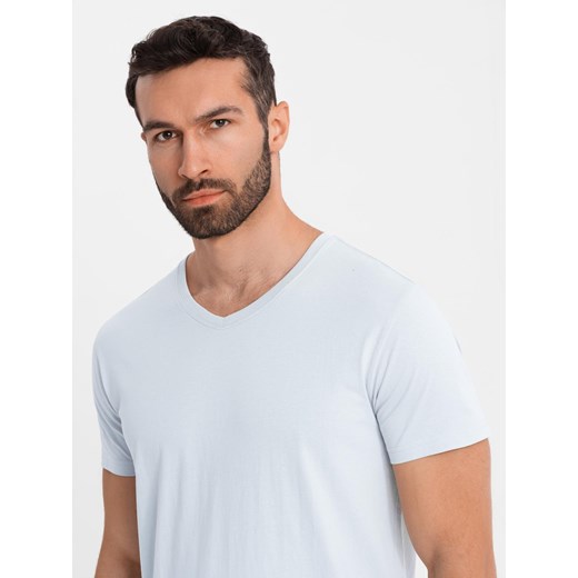 Klasyczna męska bawełniana koszulka z dekoltem w serek BASIC – jasnoszara V23 OM-TSBS-0237 ze sklepu ombre w kategorii T-shirty męskie - zdjęcie 183574973