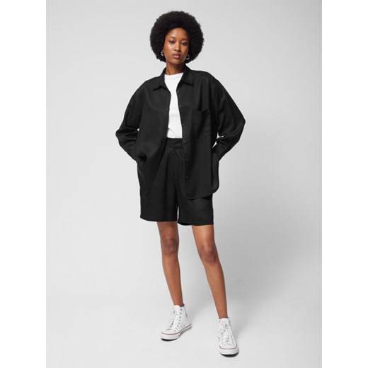 Damska koszula oversize Outhorn OTHWSS24TSHIF038 - czarna Outhorn S wyprzedaż Sportstylestory.com
