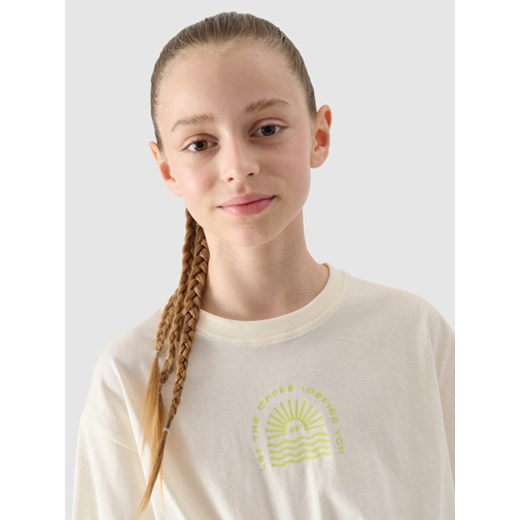 Dziewczęcy top z nadrukiem 4F 4FJWSS25TTSHF1872 - biały 4f Junior 128 okazja Sportstylestory.com