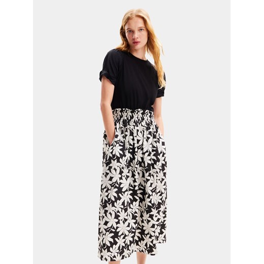 Desigual Sukienka letnia Marlon 24SWVW40 Czarny Regular Fit ze sklepu MODIVO w kategorii Sukienki - zdjęcie 183578080
