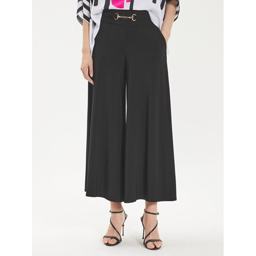 Joseph Ribkoff Kuloty 241121 Czarny Relaxed Fit ze sklepu MODIVO w kategorii Spodnie damskie - zdjęcie 183578460