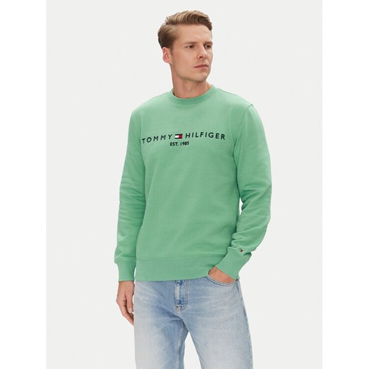 Tommy Hilfiger Bluza Logo MW0MW11596 Zielony Regular Fit ze sklepu MODIVO w kategorii Bluzy męskie - zdjęcie 183582943