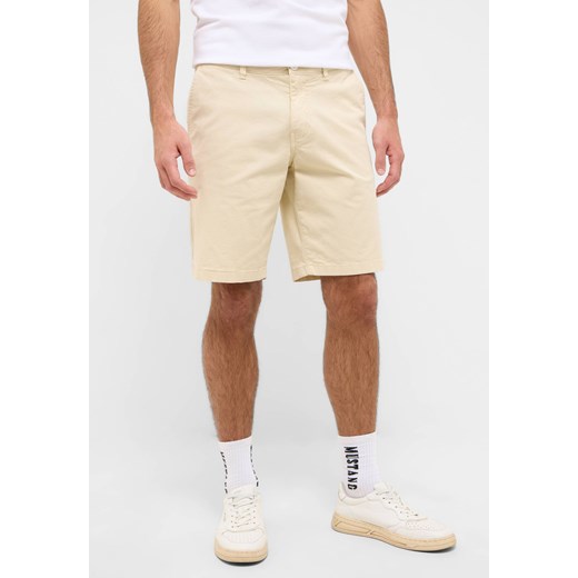 Męskie szorty Mustang Style Amsterdam Shorts Birch 1016450 2040 ze sklepu YouNeedit.pl w kategorii Spodenki męskie - zdjęcie 183597121