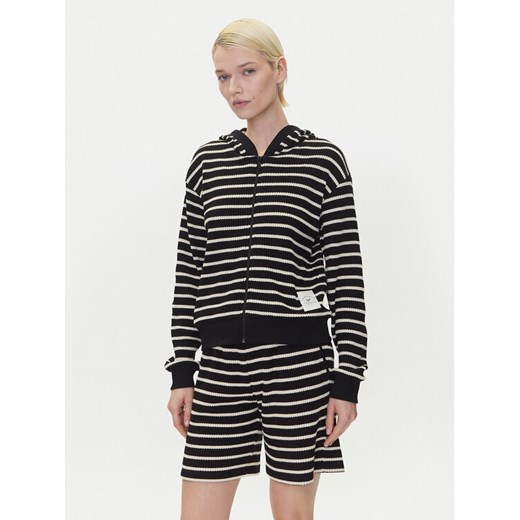 Emporio Armani Underwear Bluza EW000384 AF10886 FC061 Czarny Regular Fit ze sklepu MODIVO w kategorii Bluzy damskie - zdjęcie 183599681