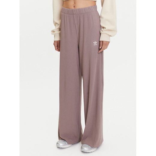adidas Spodnie dzianinowe Essentials JD0768 Beżowy Wide Leg ze sklepu MODIVO w kategorii Spodnie damskie - zdjęcie 183631444