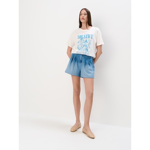 Mohito - T-shirt z nadrukiem z przodu - kremowy ze sklepu Mohito w kategorii Bluzki damskie - zdjęcie 183640761