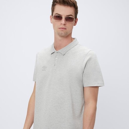 umbro polo sterling ul125pom90003 ze sklepu 50style.pl w kategorii T-shirty męskie - zdjęcie 183647941