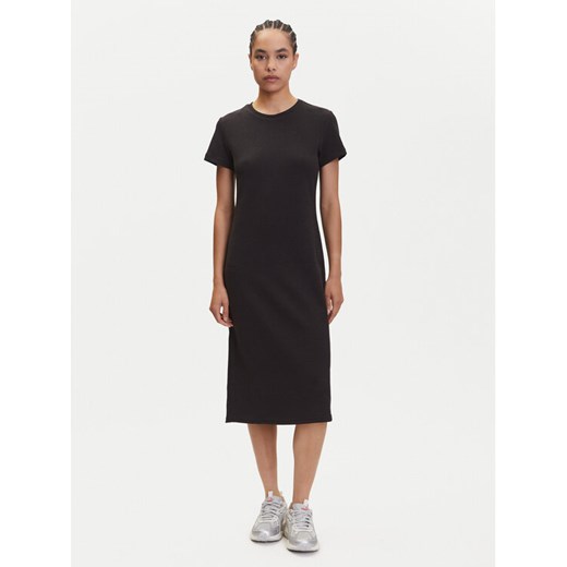 Puma Sukienka codzienna Her 685063 Czarny Regular Fit ze sklepu MODIVO w kategorii Sukienki - zdjęcie 183652364
