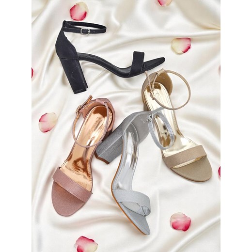Royalfashion Błyszczące damskie sandały Stella Glam ze sklepu royalfashion.pl w kategorii Sandały damskie - zdjęcie 183675880