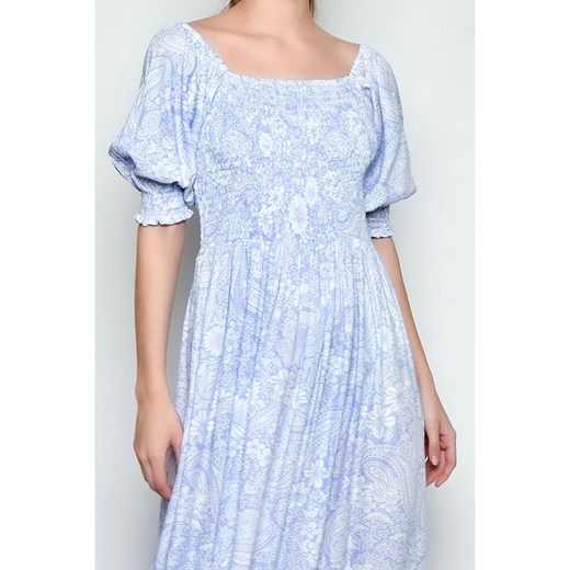 Sukienka H.H.G. z dekoltem karo 