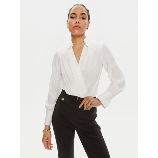 Elisabetta Franchi Body CB-007-46E2 Biały Regular Fit ze sklepu MODIVO w kategorii Bluzki damskie - zdjęcie 183689062