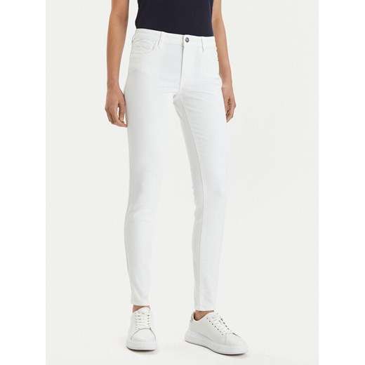 Armani Exchange Jeansy 8NYJ01 Y3TAZ 0102 Biały Slim Fit ze sklepu MODIVO w kategorii Jeansy damskie - zdjęcie 183689142