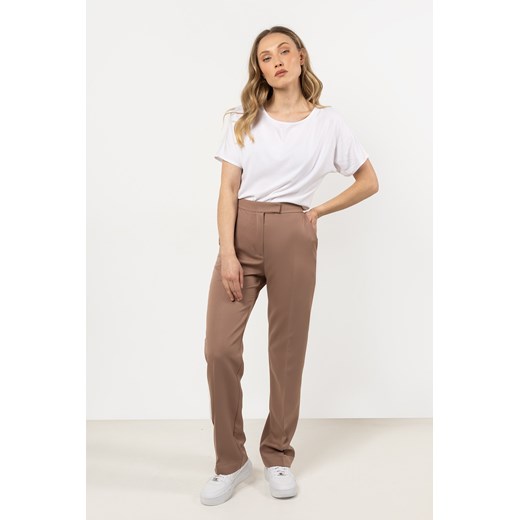 Eleganckie spodnie z prostymi nogawkami w kant - cappuccino ze sklepu Cudmoda w kategorii Spodnie damskie - zdjęcie 183696341