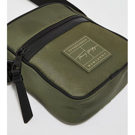 TOREBKA SASZETKA TOMMY HILFIGER TTA0521 ze sklepu olika.com.pl w kategorii Saszetki - zdjęcie 183696674
