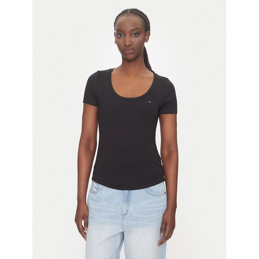 Tommy Jeans T-Shirt Essential DW0DW20916 Czarny Regular Fit ze sklepu MODIVO w kategorii Bluzki damskie - zdjęcie 183706234