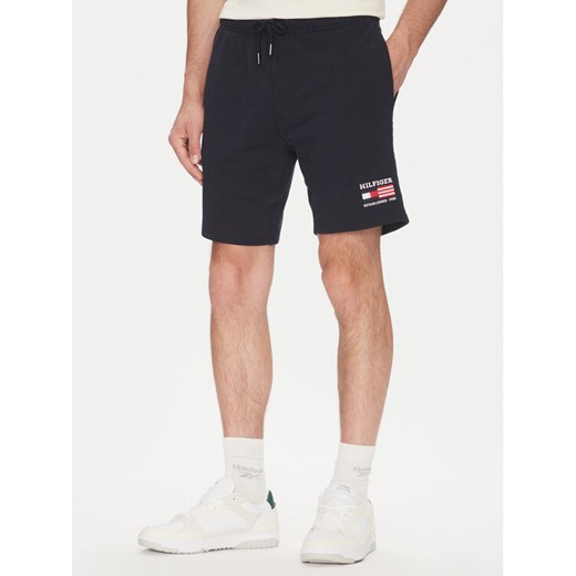 Tommy Hilfiger Szorty sportowe American MW0MW39862 Granatowy Regular Fit ze sklepu MODIVO w kategorii Spodenki męskie - zdjęcie 183706571