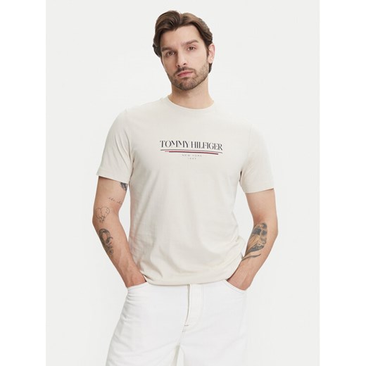 Tommy Hilfiger T-Shirt Brand Love MW0MW40324 Beżowy Regular Fit ze sklepu MODIVO w kategorii T-shirty męskie - zdjęcie 183706573