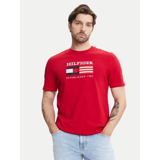 Tommy Hilfiger T-Shirt American Monotype MW0MW39843 Czerwony Regular Fit ze sklepu MODIVO w kategorii T-shirty męskie - zdjęcie 183706630