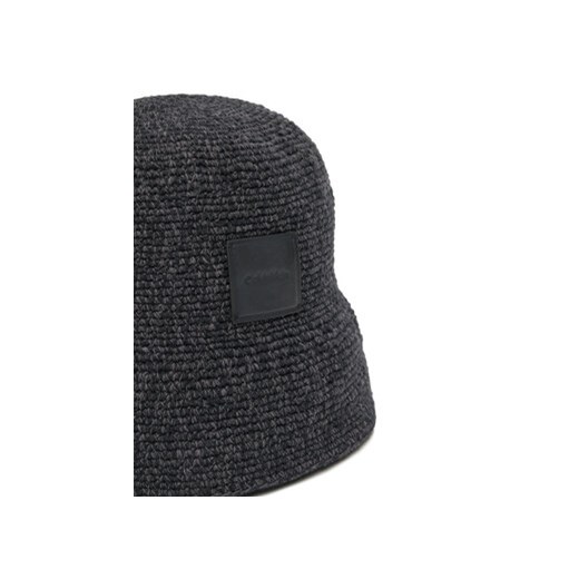 Czarny kapelusz damski Calvin Klein 