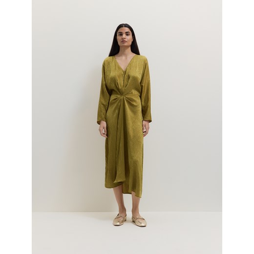 Reserved - Sukienka maxi z ozdobnym marszczeniem - oliwkowy - id: 461EN-81X - marki Reserved - 183720210 Reserved - Sukienka maxi z ozdobnym marszczeniem - oliwkowy ze sklepu Reserved w kategorii Sukienki - zdjęcie 183720210