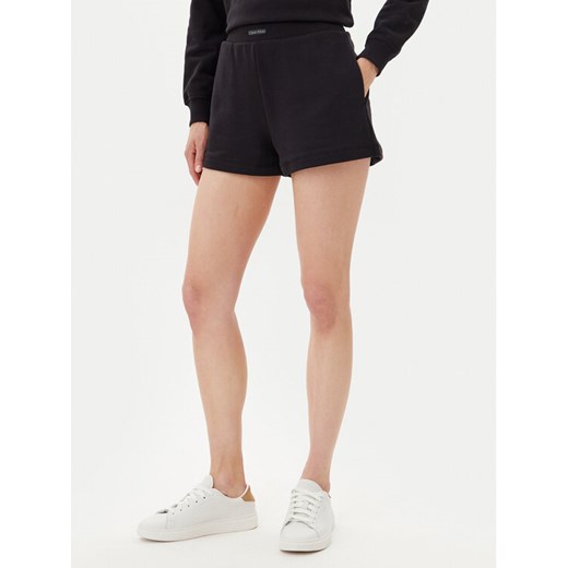 Calvin Klein Jeans Szorty sportowe Placed Institutional J20J225525 Czarny Regular Fit ze sklepu MODIVO w kategorii Szorty - zdjęcie 183737234