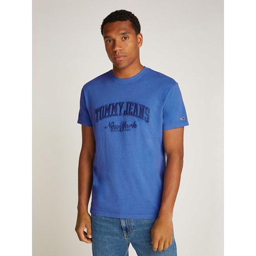 TOMMY JEANS Koszulka w kolorze niebieskim ze sklepu Limango Polska w kategorii T-shirty męskie - zdjęcie 183740014