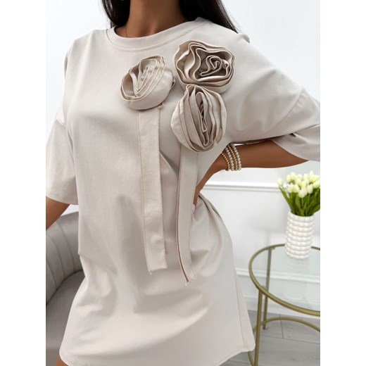 Sukienka Modnakiecka.pl biała mini luźna z okrągłym dekoltem oversize 