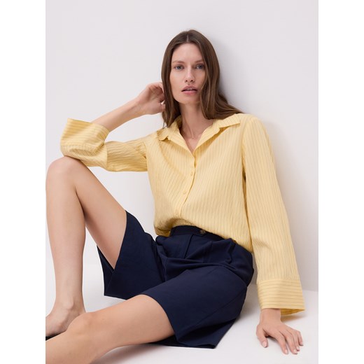 Reserved - Szorty bermudy z zakładkami - granatowy Reserved XL Reserved