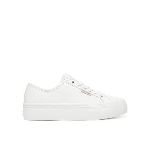 Sneakersy Calvin Klein Jeans Vulc Flatform Lth YW0YW01886 Biały ze sklepu eobuwie.pl w kategorii Buty sportowe damskie - zdjęcie 183807562