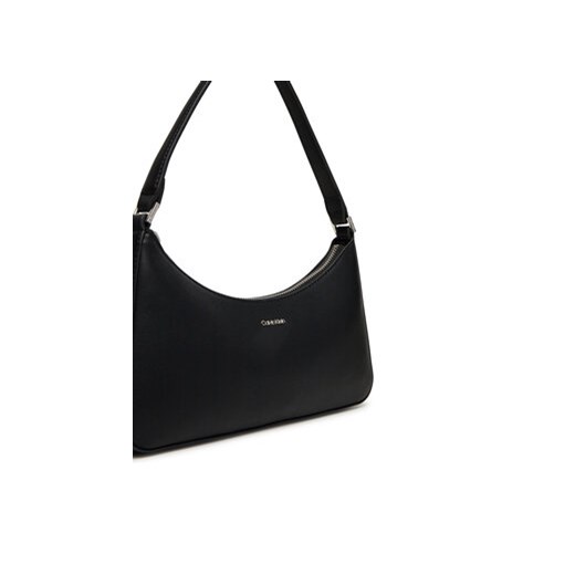 Listonoszka Calvin Klein średnia na ramię 