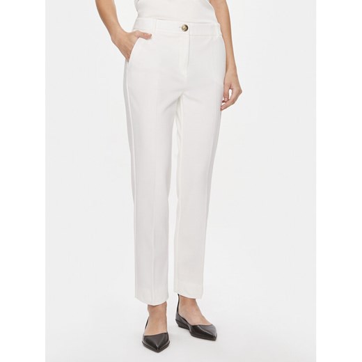 Marella Chinosy Matteo 2413781014 Biały Slim Fit ze sklepu MODIVO w kategorii Spodnie damskie - zdjęcie 183814983