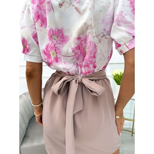Sukienka Modnakiecka.pl wiosenna mini różowa elegancka