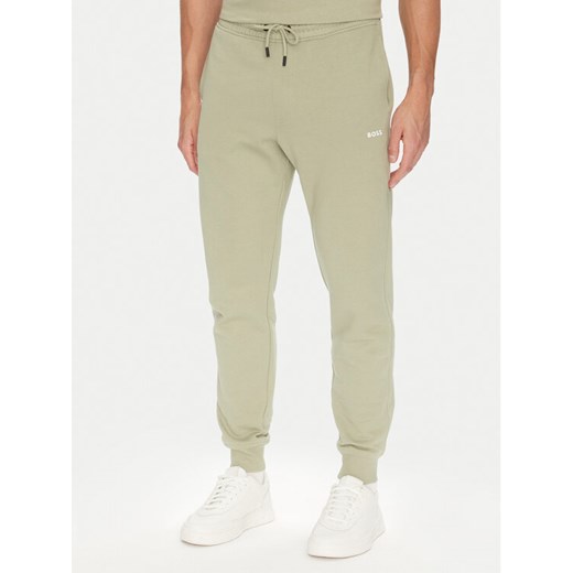 BOSS Spodnie dresowe Sechup 50533392 Zielony Regular Fit ze sklepu MODIVO w kategorii Spodnie męskie - zdjęcie 183833114