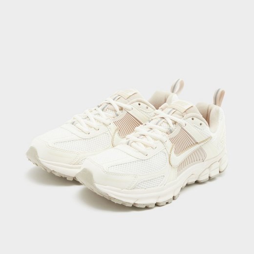 Buty sportowe damskie Nike sznurowane na wiosnę