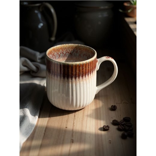 Sinsay - Ceramiczny kubek z uchem - brązowy ze sklepu Sinsay w kategorii Kubki - zdjęcie 183848634