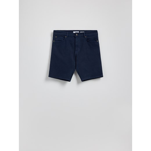 Reserved - Jeansowe szorty straight - granatowy ze sklepu Reserved w kategorii Spodenki męskie - zdjęcie 183850531