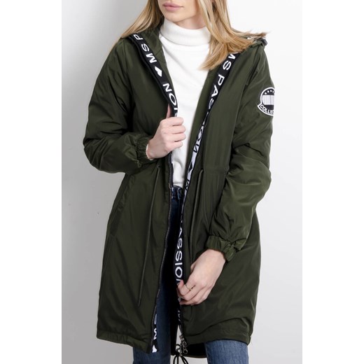 KURTKA PARKA Z KAPTUREM W KOLORZE ZIELONYM ze sklepu olika.com.pl w kategorii Parki damskie - zdjęcie 183858601