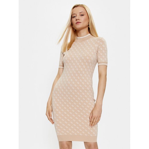 Guess Sukienka dzianinowa W3YK39 Z37K0 Beżowy Slim Fit ze sklepu MODIVO w kategorii Sukienki - zdjęcie 183862682