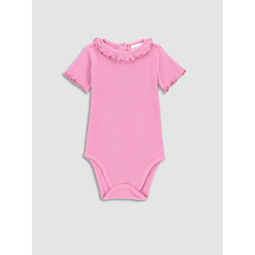 Coccodrillo Body WC3112201RPN Różowy Regular Fit ze sklepu MODIVO w kategorii Body niemowlęce - zdjęcie 183874643