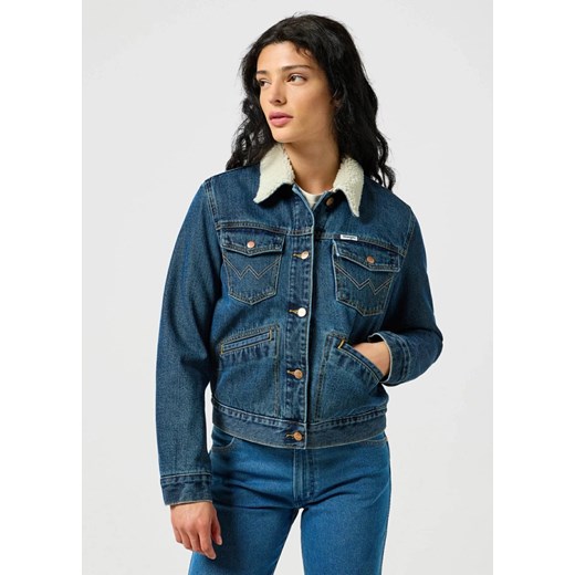 WRANGLER DAMSKA KURTKA JEANSOWA WRANGLER HERITAGE SHERPA JACKET WASHED OUT 112355410 ze sklepu YouNeedit.pl w kategorii Kurtki damskie - zdjęcie 183880140