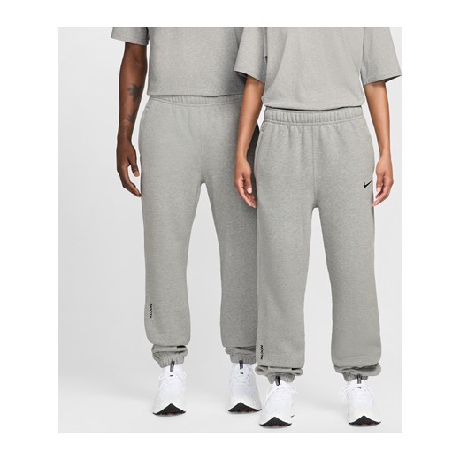 Spodnie dresowe NOCTA Fleece CS - Szary ze sklepu Nike poland w kategorii Spodnie męskie - zdjęcie 183881540