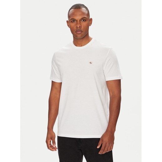 Calvin Klein Jeans T-Shirt LV04RC272G Biały Regular Fit ze sklepu MODIVO w kategorii T-shirty męskie - zdjęcie 183885524