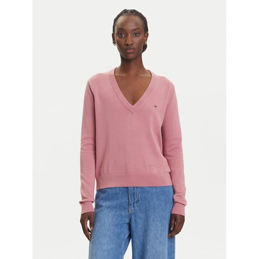Tommy Jeans Sweter Essential DW0DW19888 Różowy Regular Fit ze sklepu MODIVO w kategorii Swetry damskie - zdjęcie 183885532