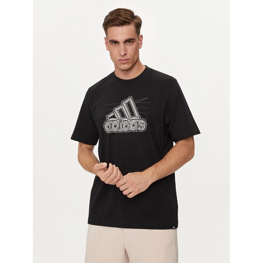 adidas T-Shirt Growth Badge Graphic IN6258 Czarny Regular Fit ze sklepu MODIVO w kategorii T-shirty męskie - zdjęcie 183885651