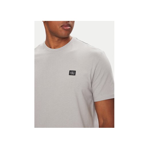 Szary t-shirt męski Calvin Klein casual 