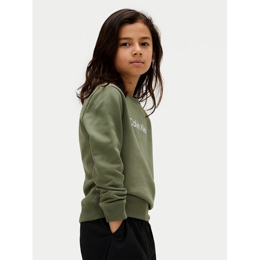 Calvin Klein Jeans Bluza Inst Logo IU0IU00680 D Zielony Regular Fit ze sklepu MODIVO w kategorii Bluzy dziewczęce - zdjęcie 183894984
