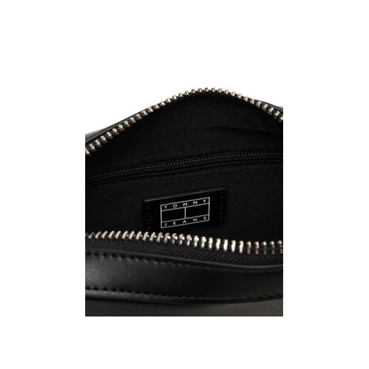 Listonoszka Tommy Jeans na ramię matowa średnia młodzieżowa 