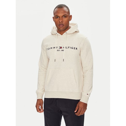 Tommy Hilfiger Bluza Logo MW0MW11599 Beżowy Regular Fit ze sklepu MODIVO w kategorii Bluzy męskie - zdjęcie 183907773