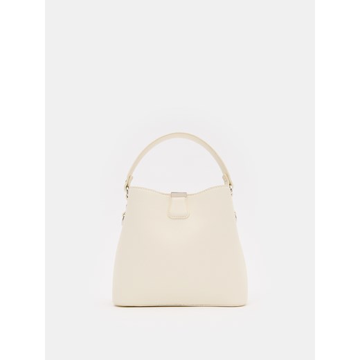 Mohito - Torebka hobo z odpinanym paskiem - biały ze sklepu Mohito w kategorii Torby Shopper bag - zdjęcie 183930243